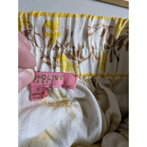 Rose + Olive Resort 100% Rayon Floral Tiered Maxi Skirt Size Small Yellow Boho - Picture 3 of 11